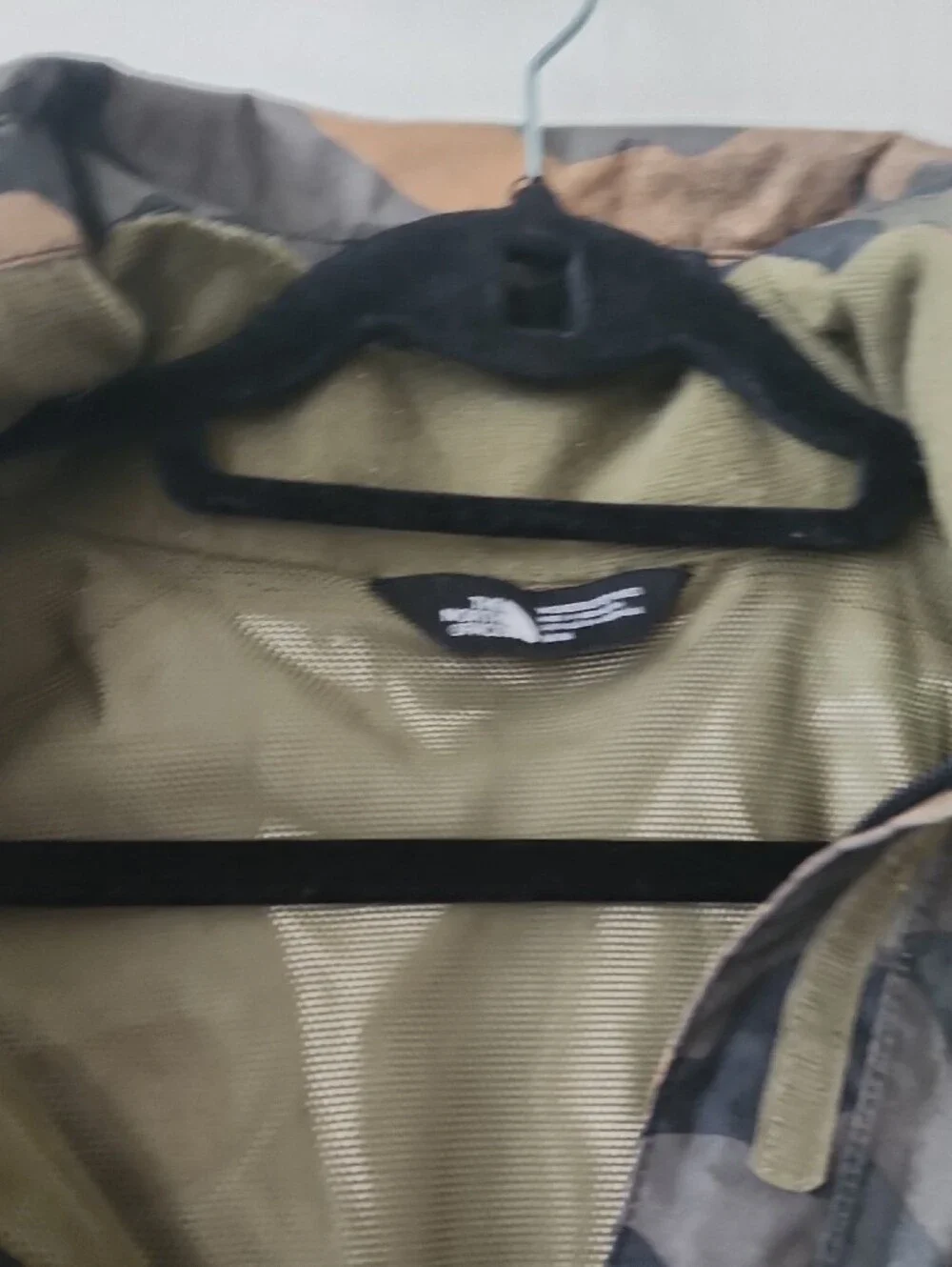 The North Face Women’s Camo Hooded Jacket - Olive/Black/Tan